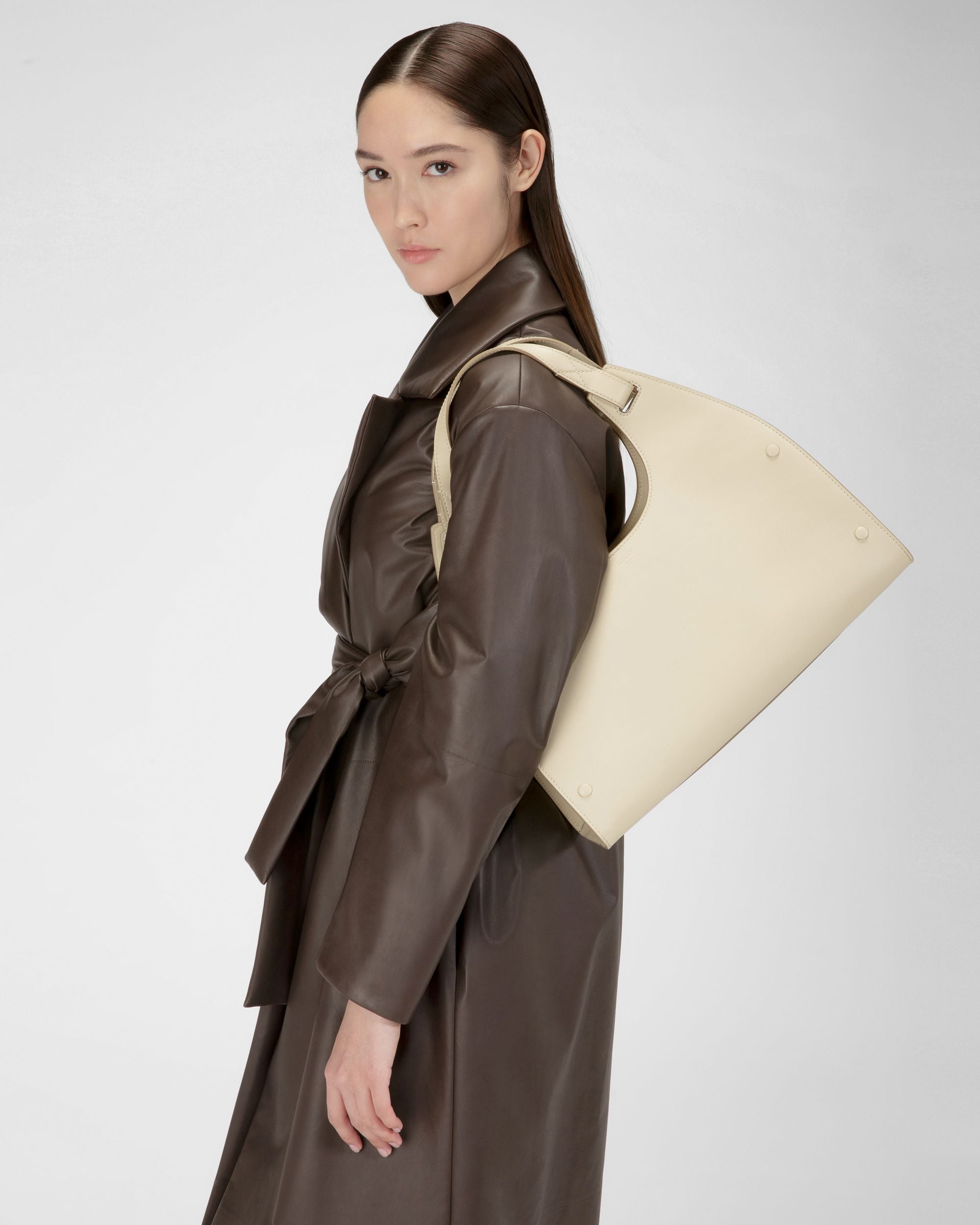 Ahres Leather Shoulder Bag In Light Beige - Women's - Bally - 02