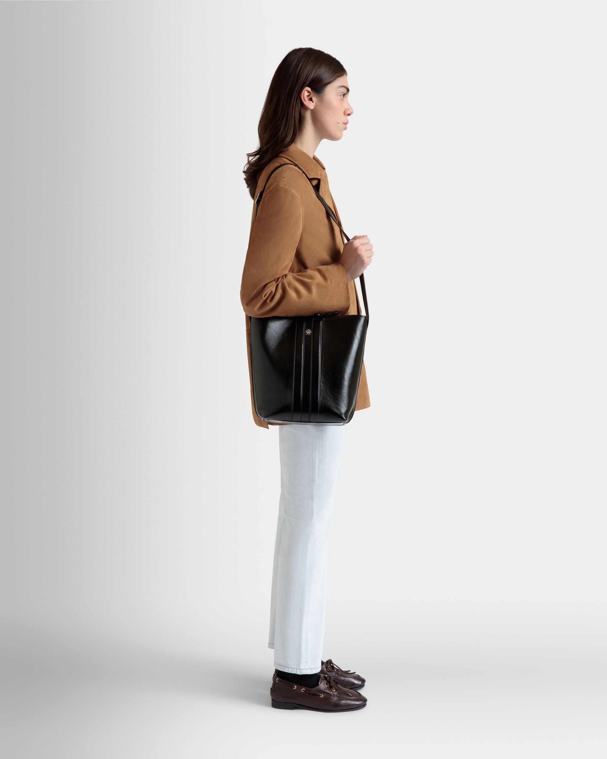 Beckett Bucket Bag in Black Leather - Women's - Bally - 02