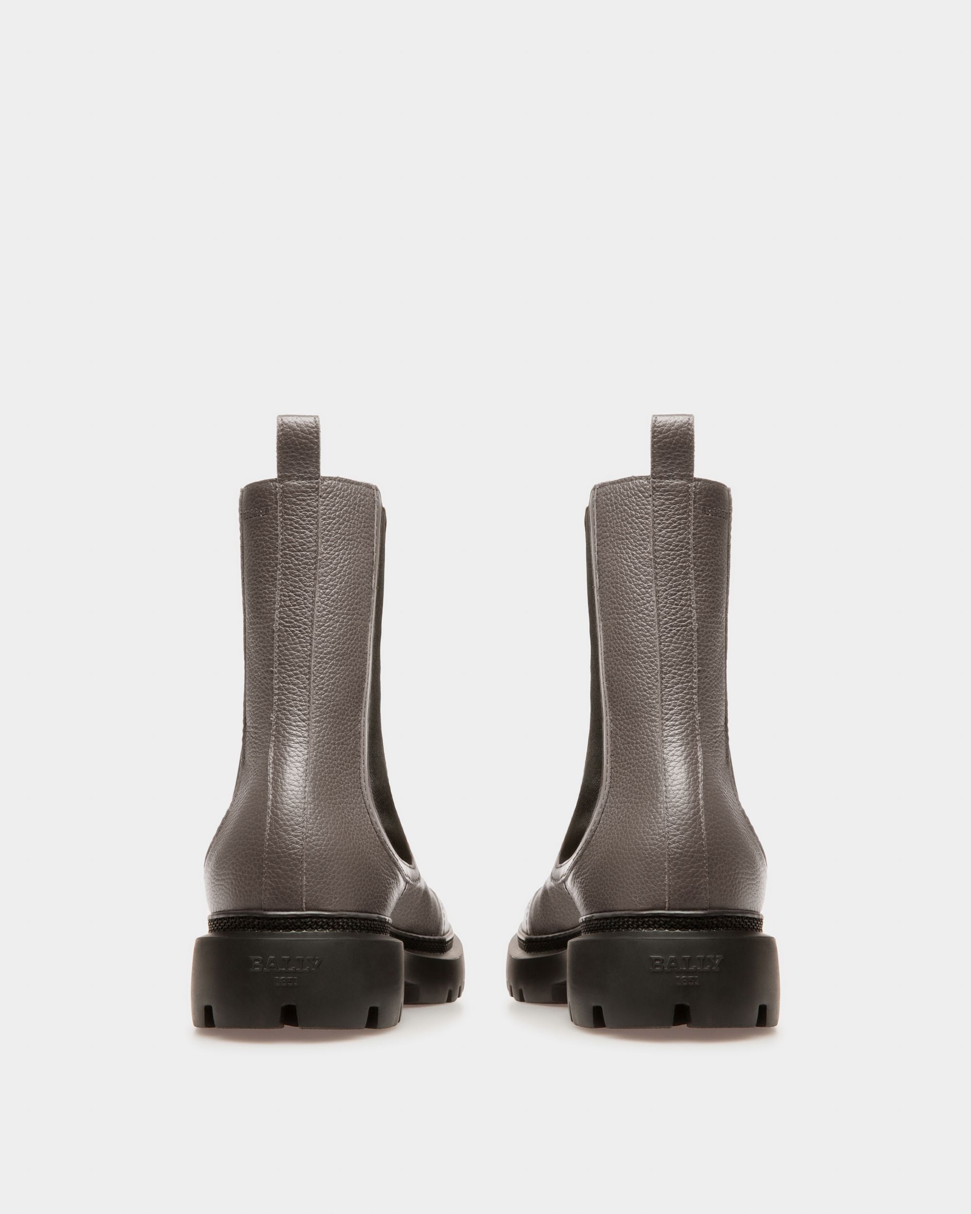 Ginny Flat Leather Boots In Grey - Women's - Bally - 04