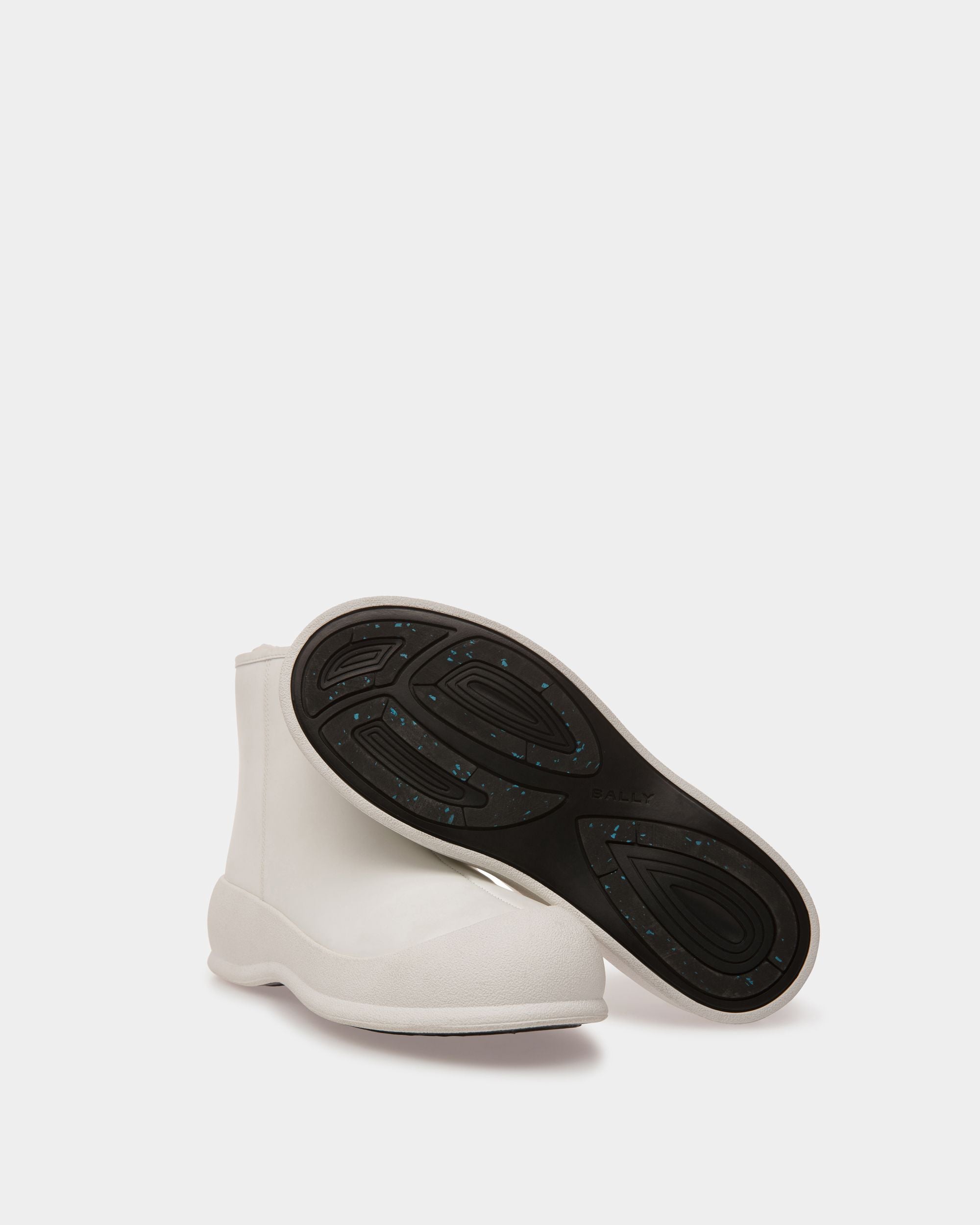 Frei Boots In White Rubber-coated Leather - Women's - Bally - 05
