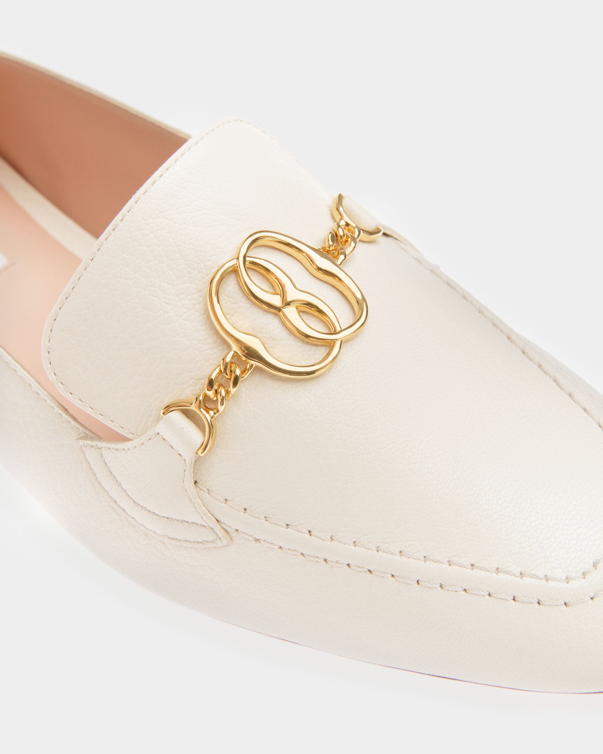 Emblem Loafers In Bone Leather - Women's - Bally - 04