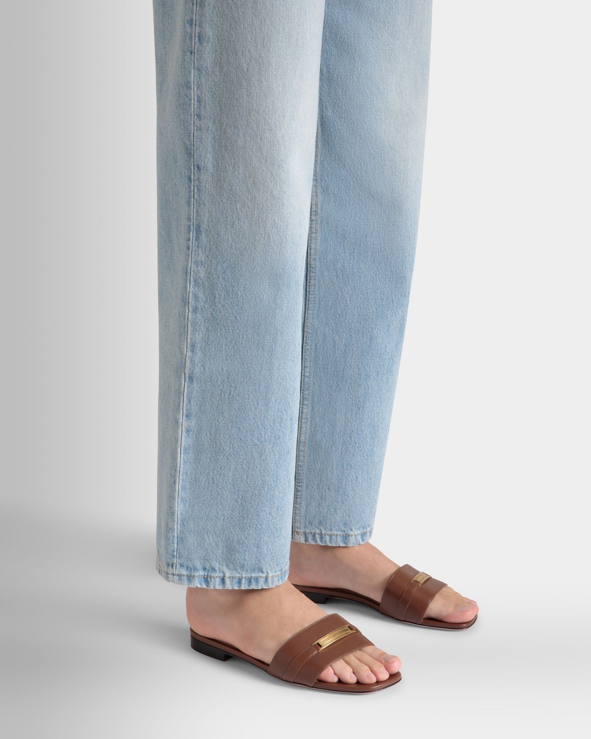 Deco Flat Sandal in Brown Leather - Women's - Bally - 02