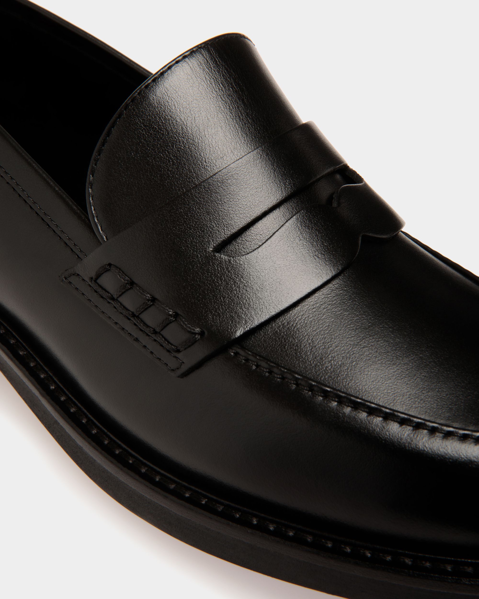 Flats In Black Leather - Women's - Bally - 05