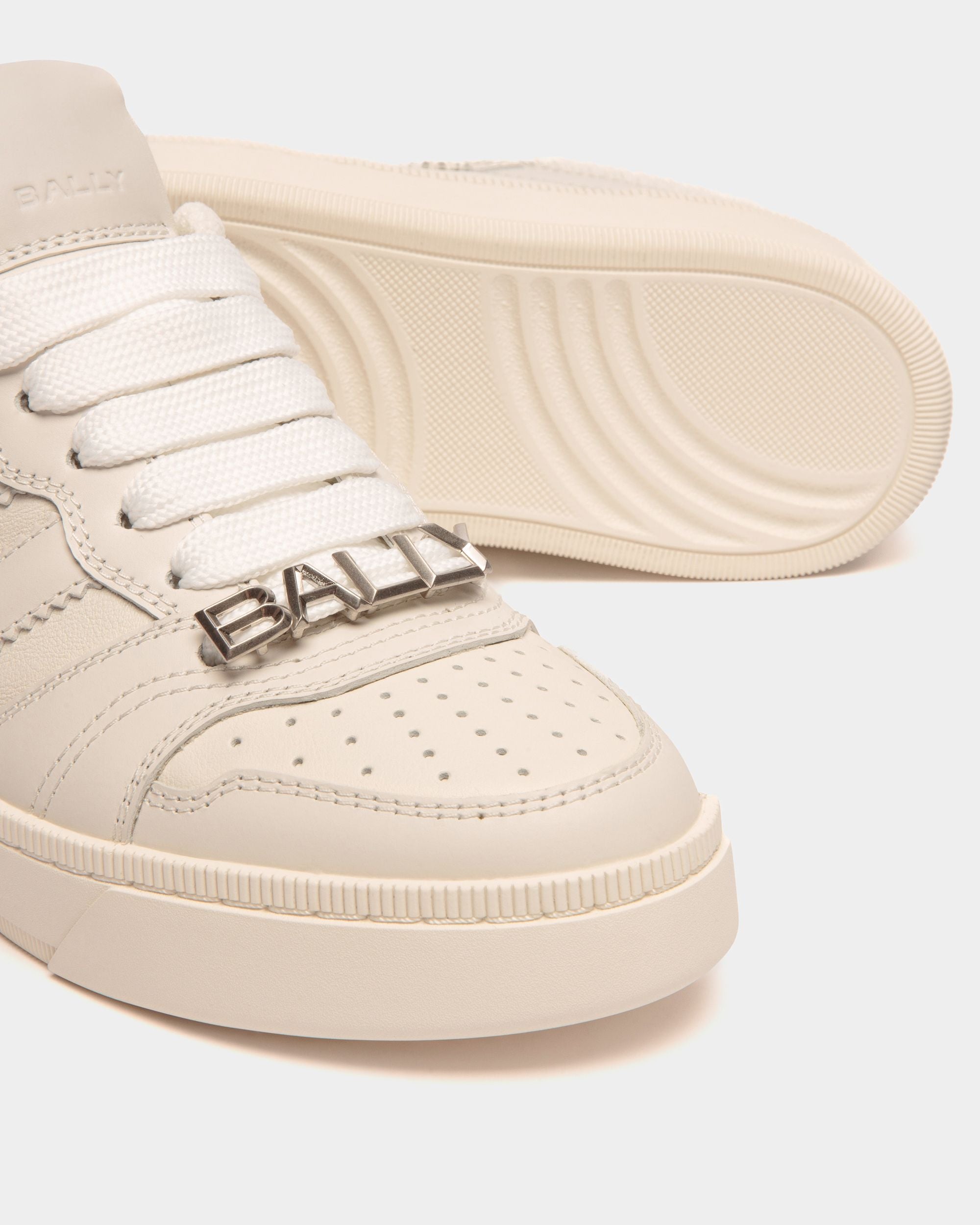 Raise Sneaker In White Leather - Women's - Bally - 04
