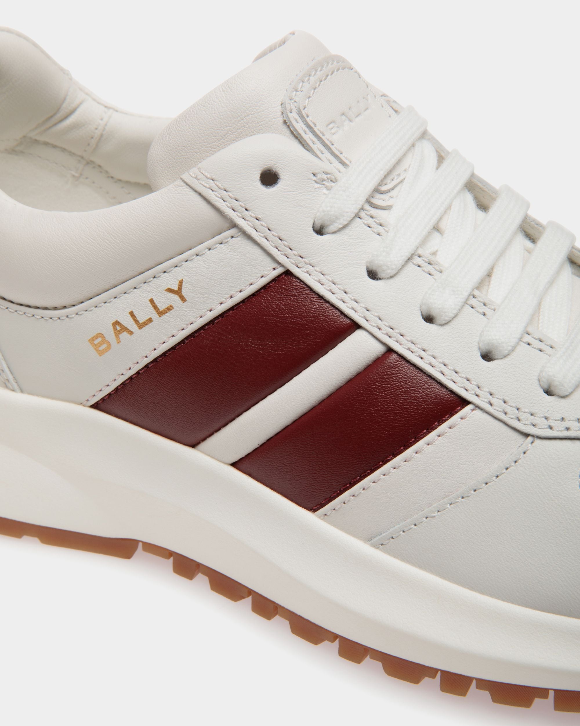 Outline Sneaker In White  Leather - Women's - Bally - 05