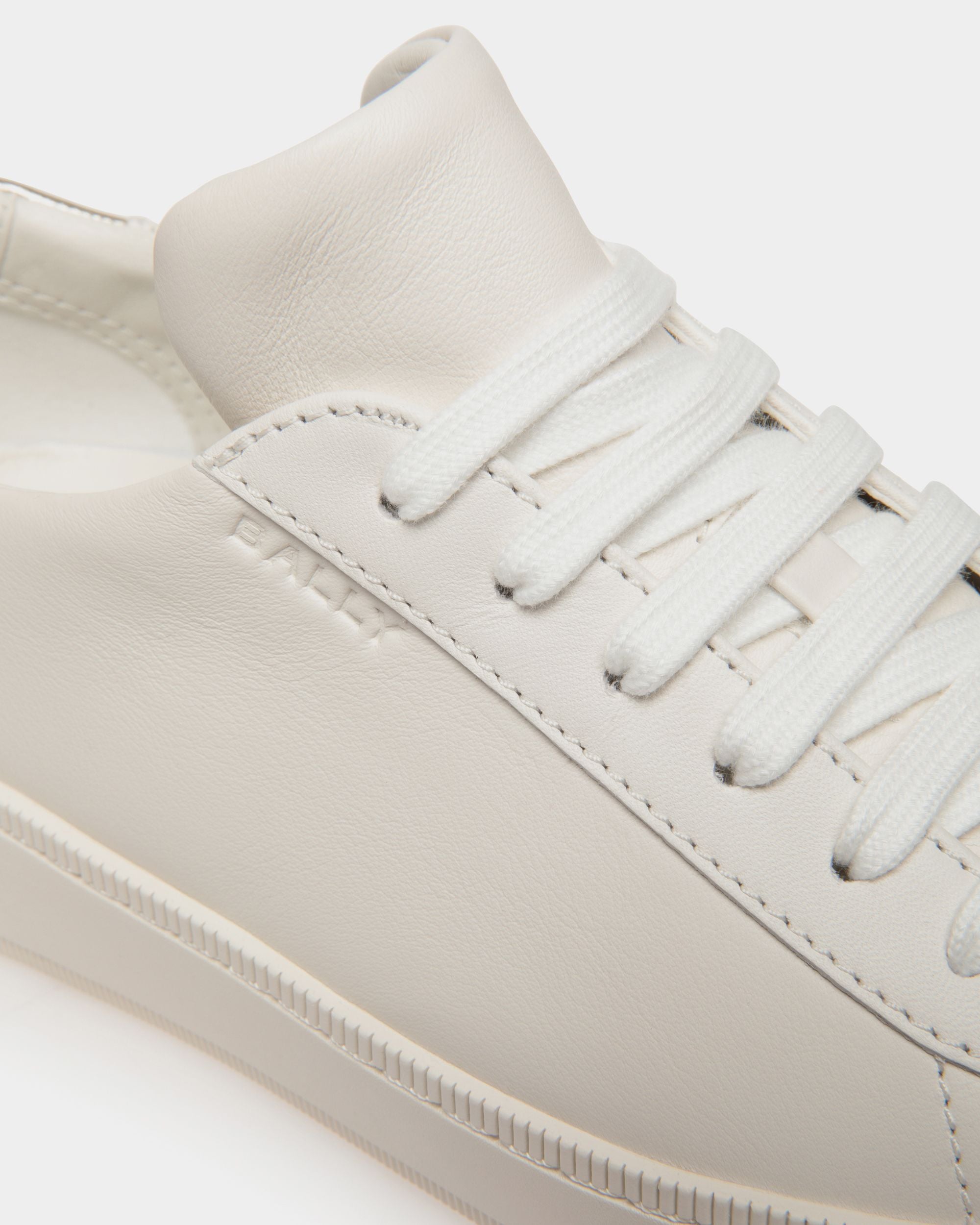 Raise Sneaker In White And Gold Leather - Women's - Bally - 06