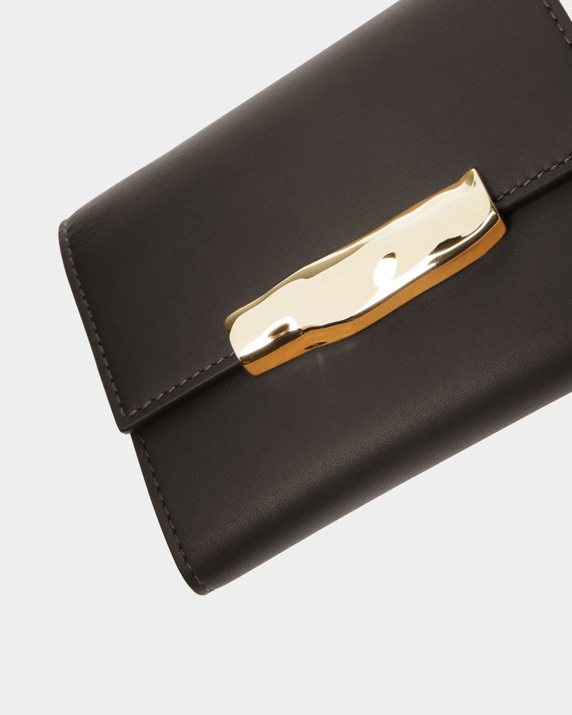 Baroque Wallet In Black Leather - Women's - Bally - 04