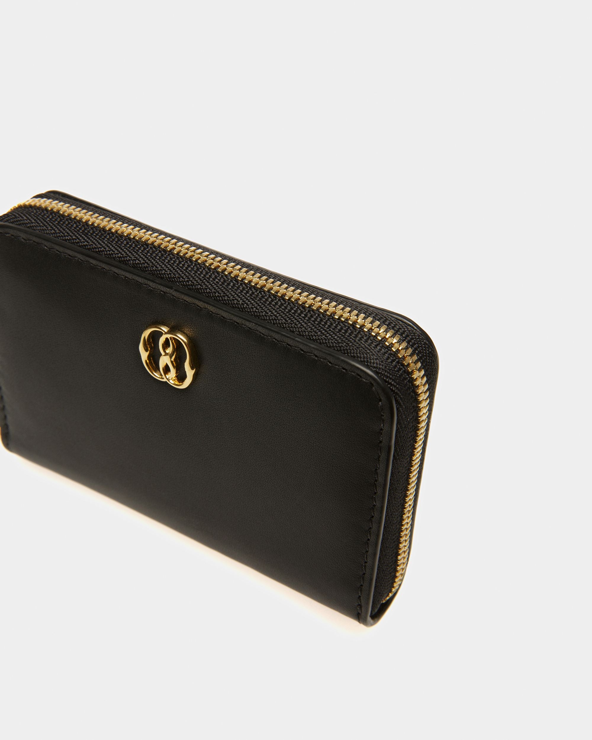 Emblem Coin & Card Wallet in Black Leather - Women's - Bally - 04