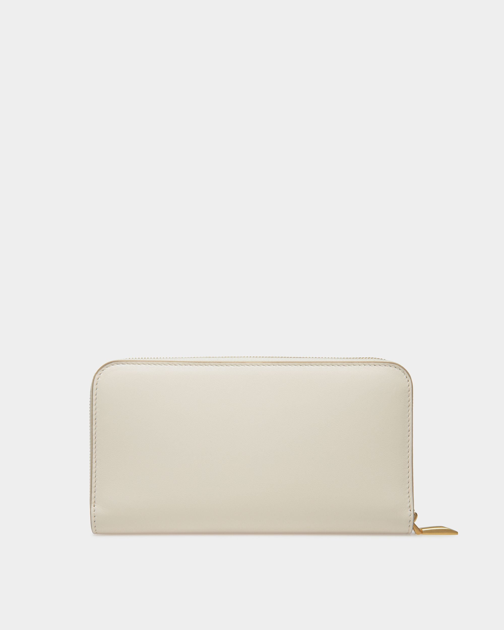 Emblem Long Wallet in White Leather - Women's - Bally - 02