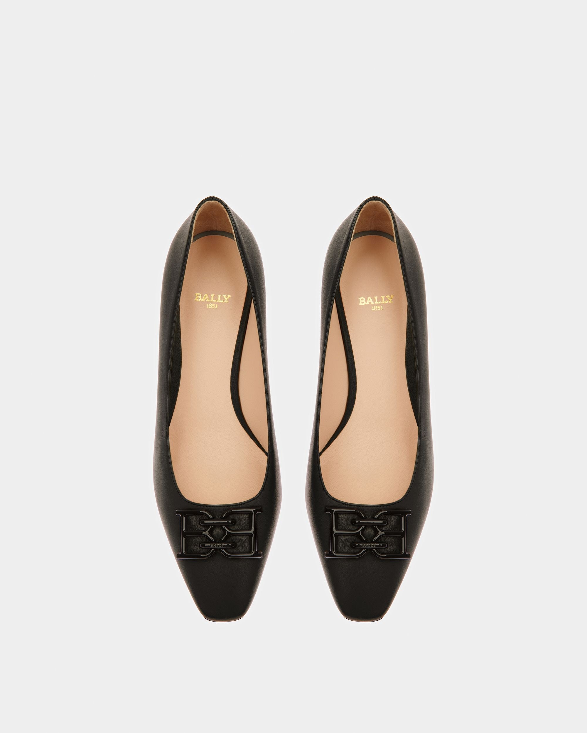 Evanca Leather Pumps In Black - Women's - Bally - 02