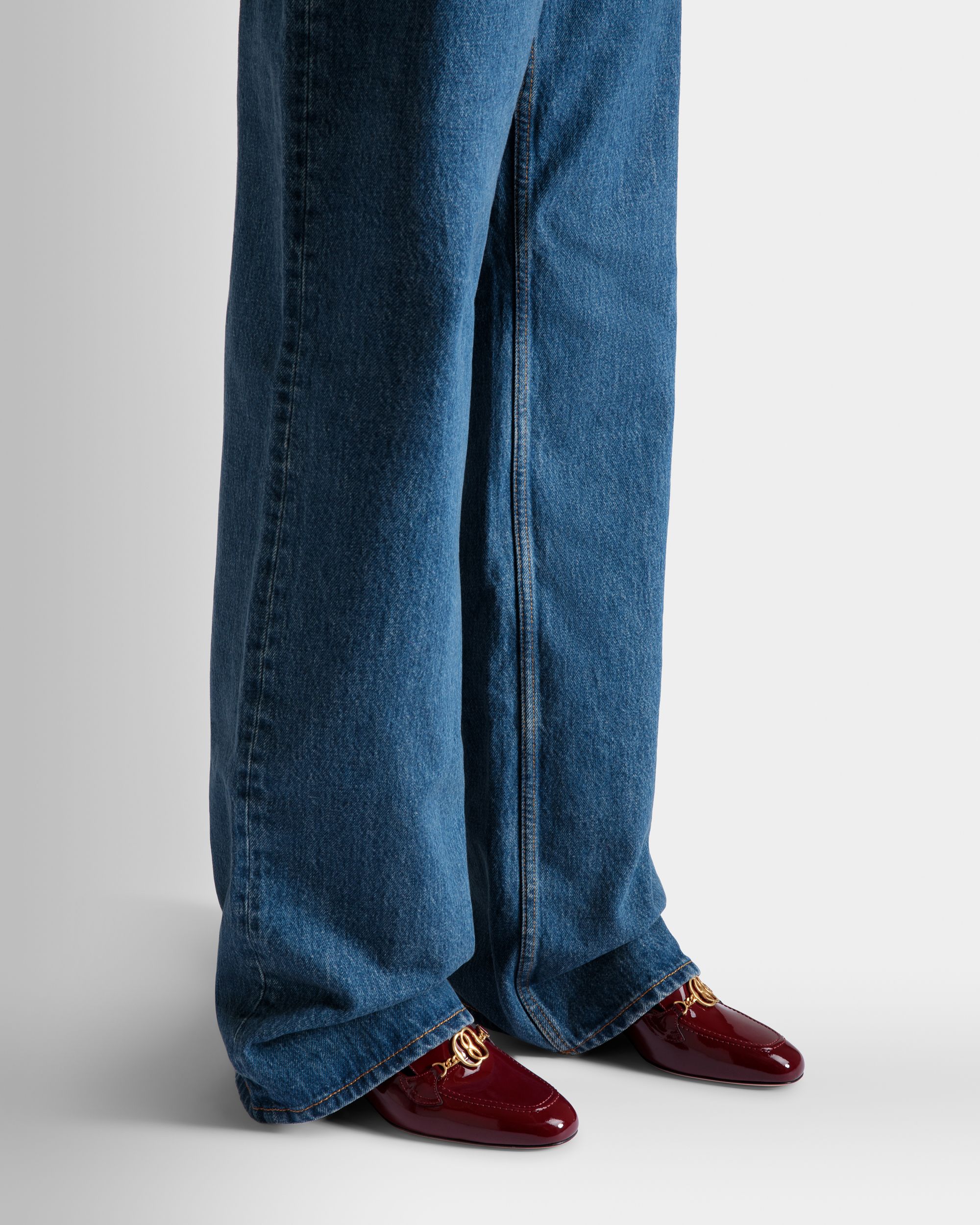 Daily Emblem Pump In Andorra Leather - Women's - Bally - 02