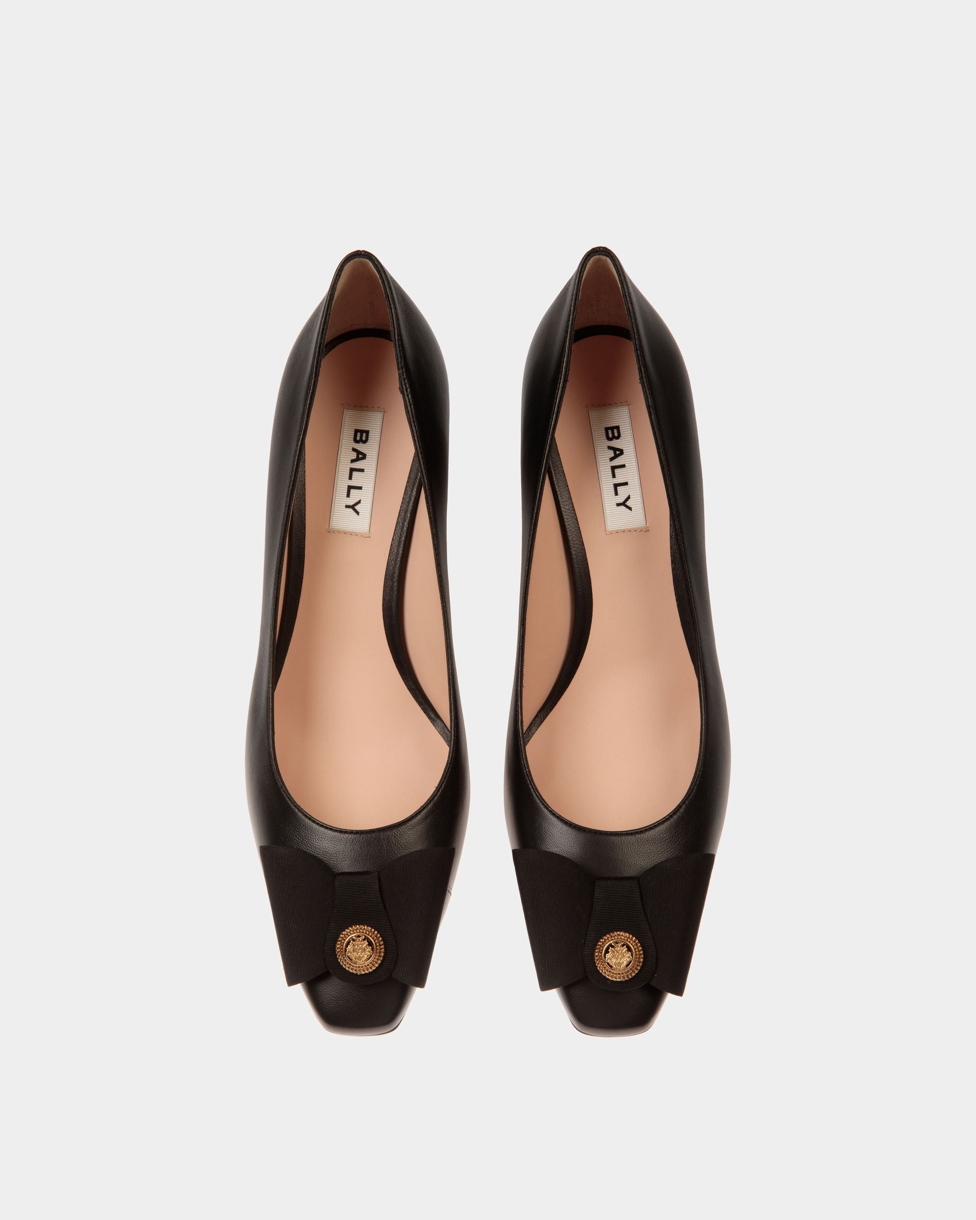 B-Bow Pump in Black Leather - Women's - Bally - 05