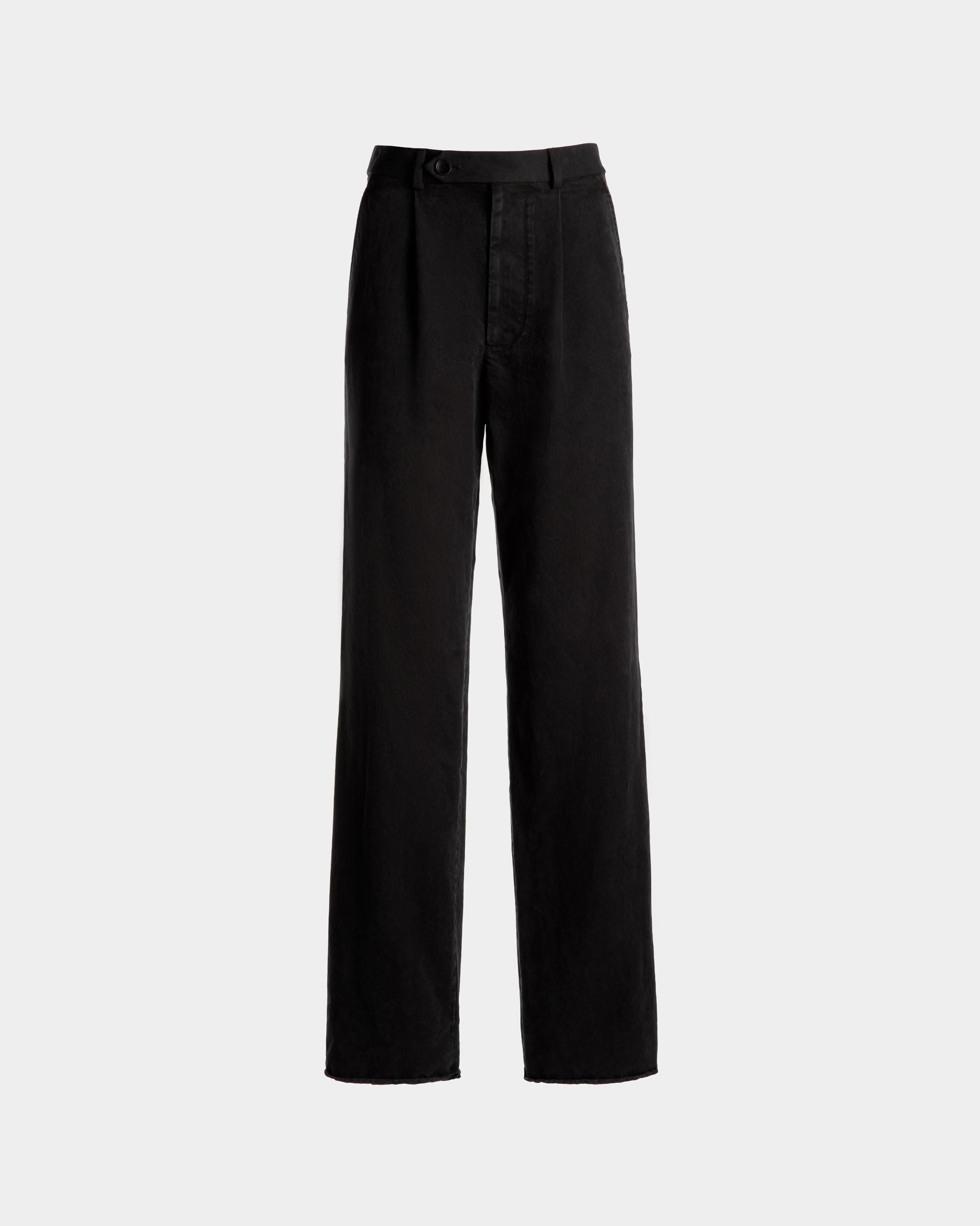 Women's black pleated pants outlet